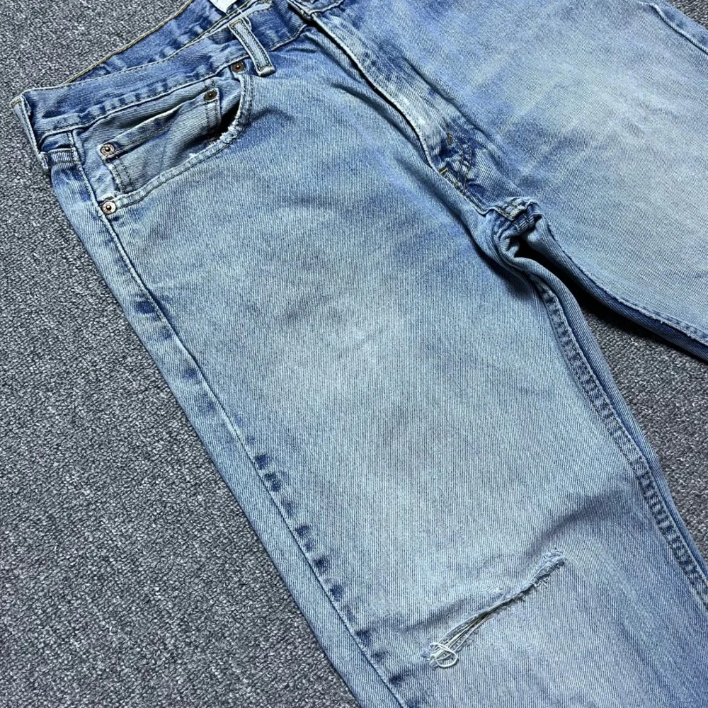Levi's 505 Straight Fit Jeans 34x30 Light Wash Blue Distressed Denim Mens